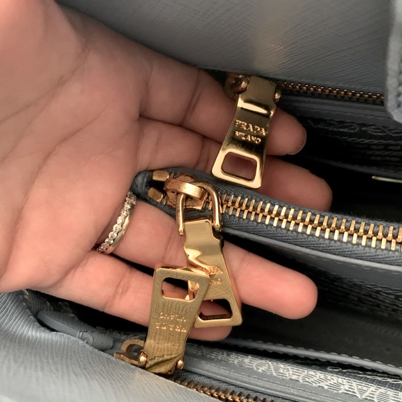 Prada Saffiano Lux Astrale - Picture 9 of 16